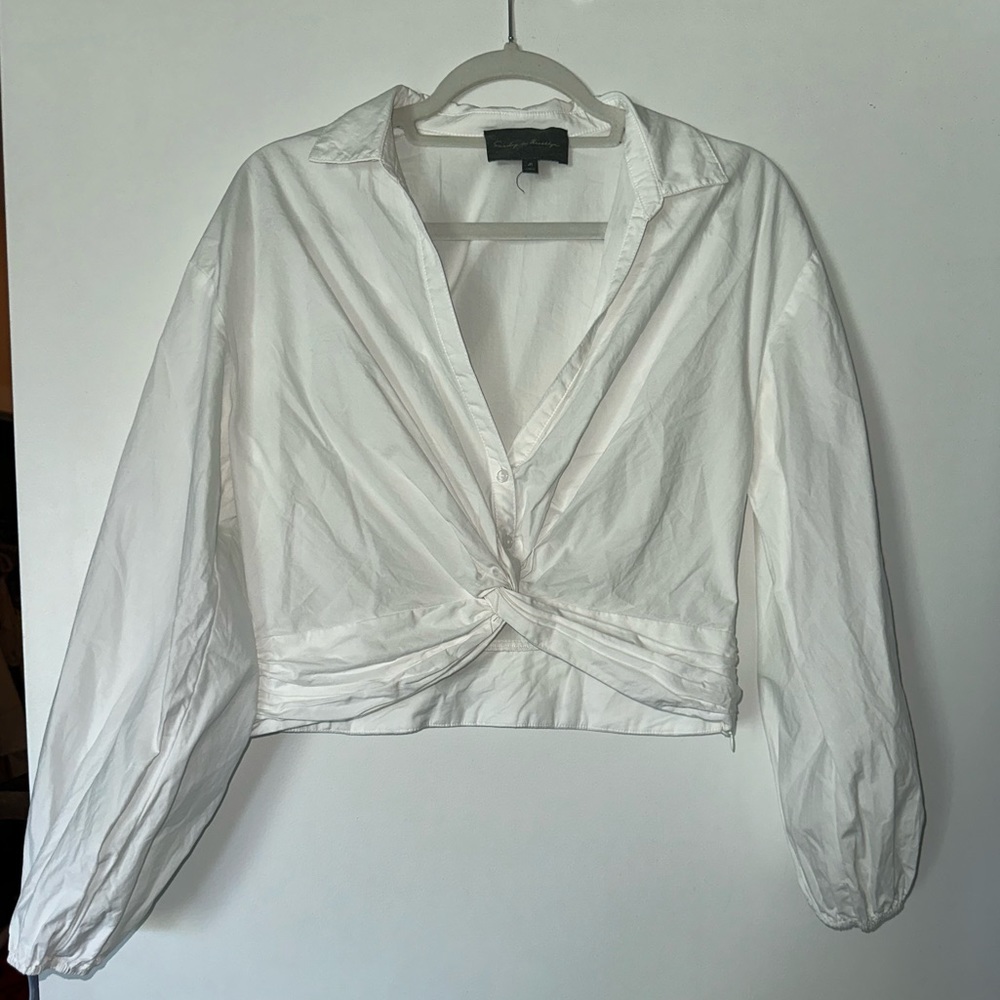 Sunday in Brooklyn White Cropped Button Down Blouse Size M